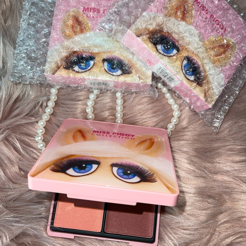 Miss Piggy Collection